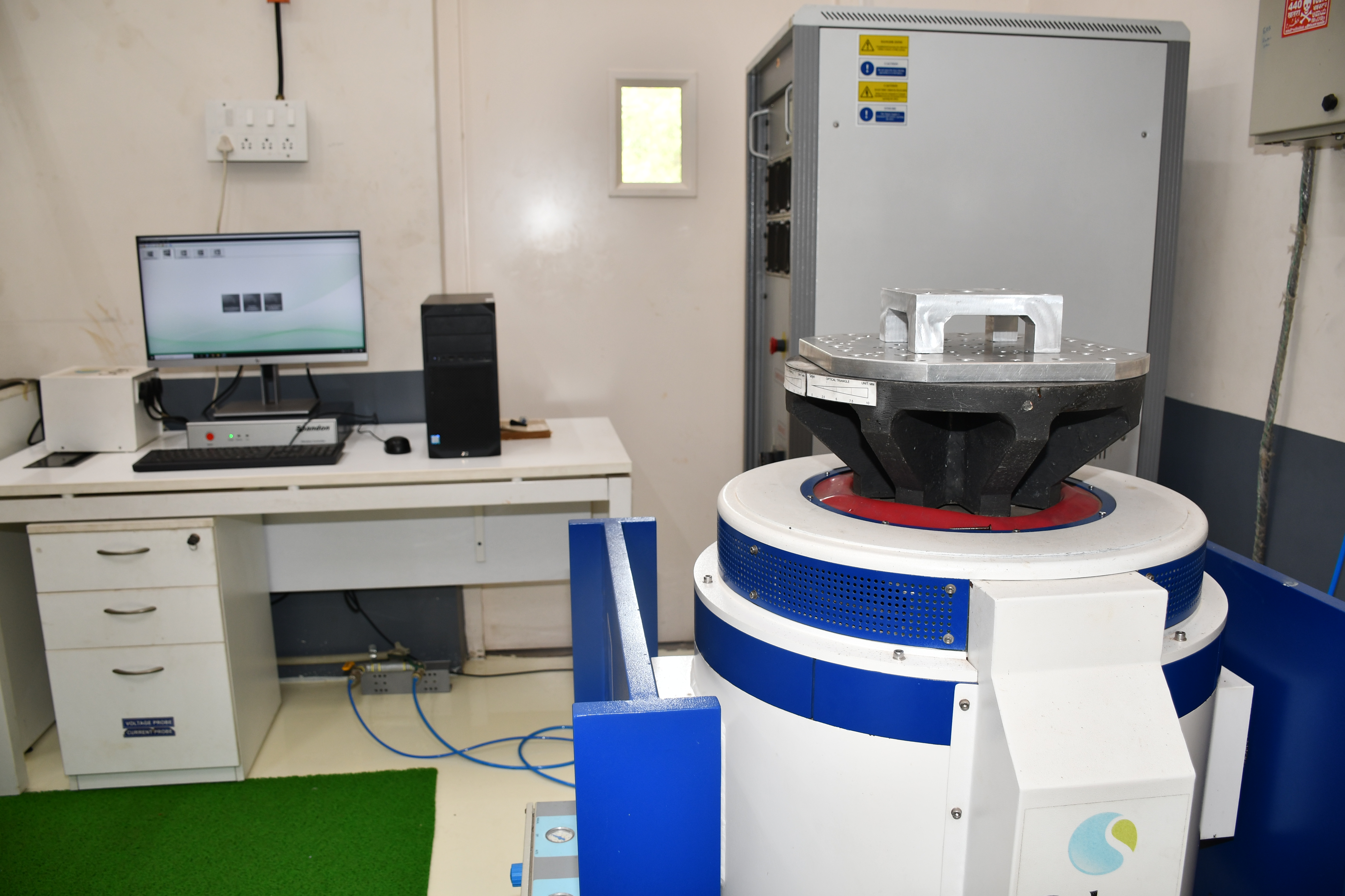 Vibration shaker system